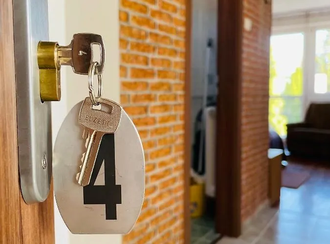 Lägenhet Gabi Haz Apartmanok*** *