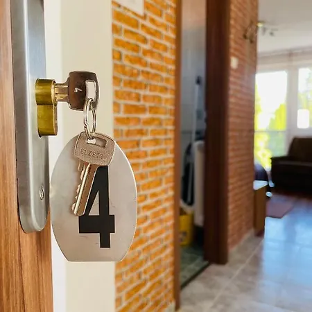 Апартаменты Gabi Haz Apartmanok*** *