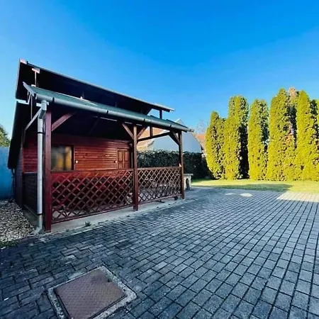 Апартаменты Gabi Haz Apartmanok*** Хайдусобосло