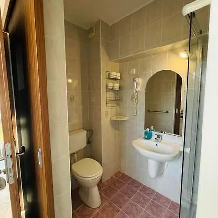 Апартаменты Gabi Haz Apartmanok*** Хайдусобосло